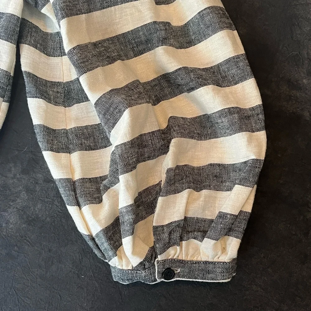 Flowy Blouse - Picture 4 of 5